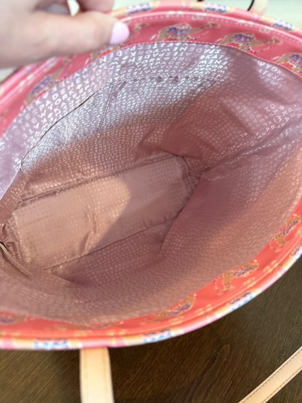 Kate Spade Bon Shopper tote bag in the "Spice Things Up" camel print - Picture 5 of 5